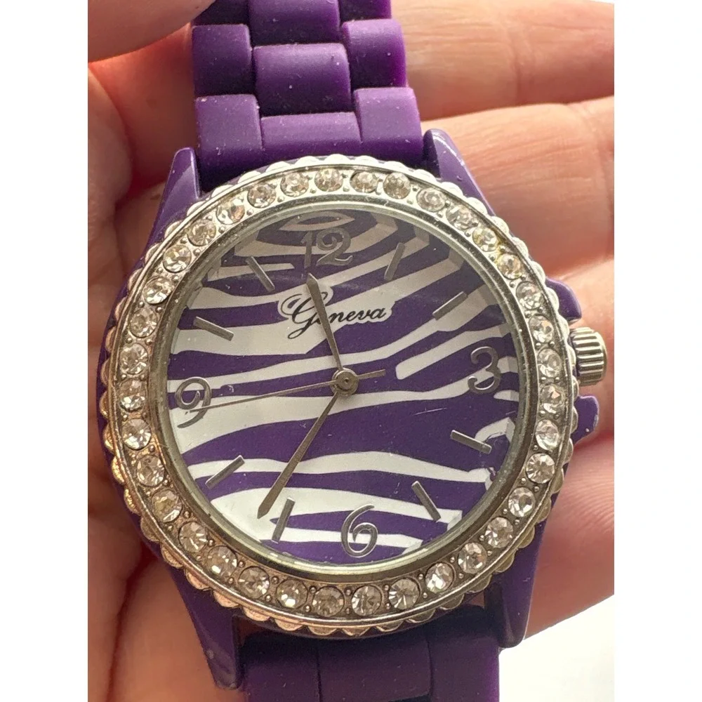 Geneva fashion watch